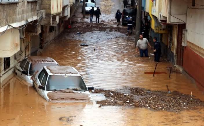 Sel felaketinde Aci Blanco: 14 Kişi Hayatını Kaybetti.