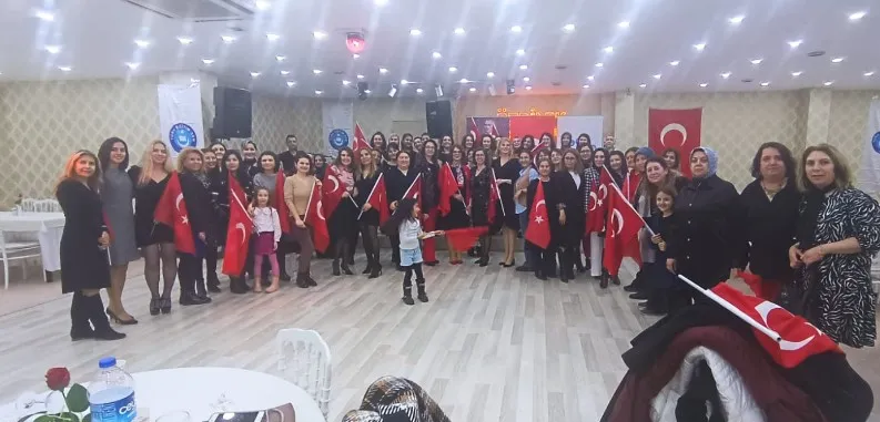 Türk Eğitim Sen Kadın Komisyonu  üyeleriyle buluştu 