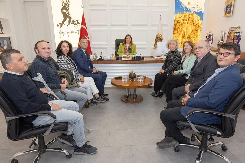 Afyonkarahisar Belediye Başkanı Burcu Köksal, Nezihe Hanecioğlu ve Ekibine Teşekkür Etti