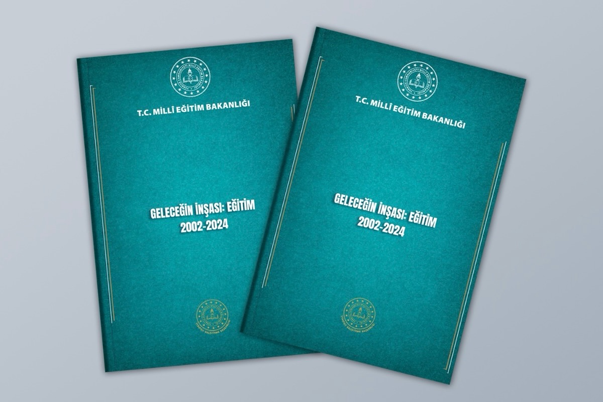 Geleceğin İnşasında Eğitimin Rolü: Türkiye Yüzyılı Kitaplaştırıldı