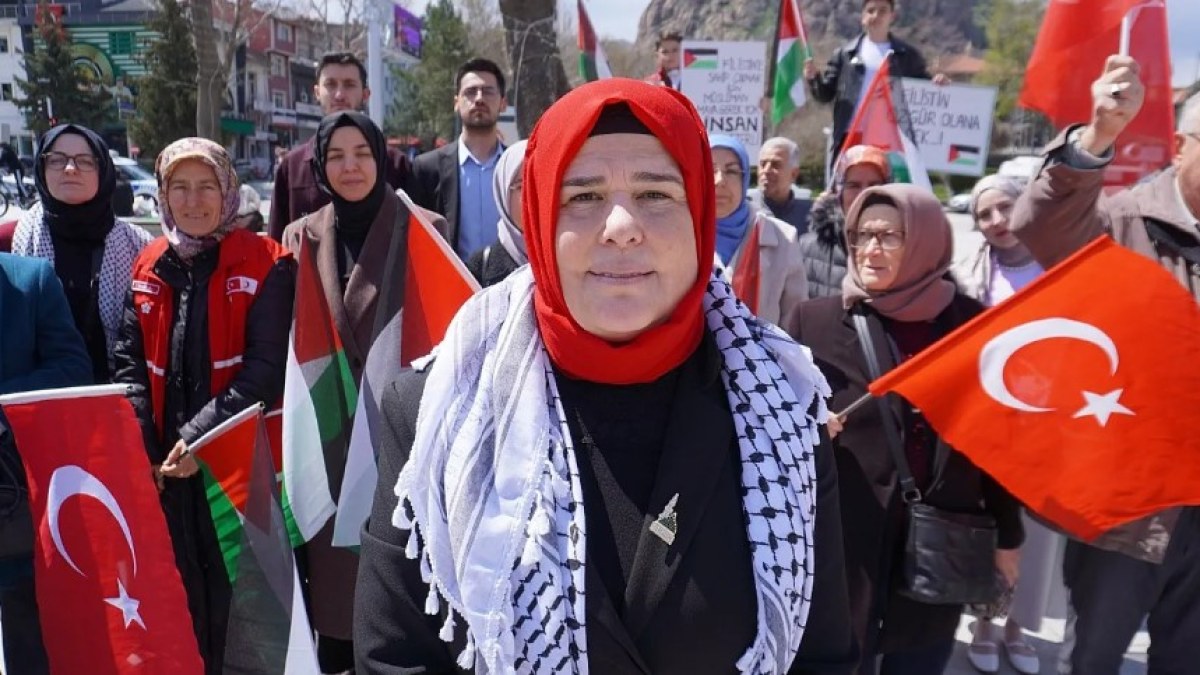 KUDÜS İNSANLIĞIN ORTAK VİCDANIDIR, MESCİD-İ AKSA KIRMIZI ÇİZGİMİZDİR