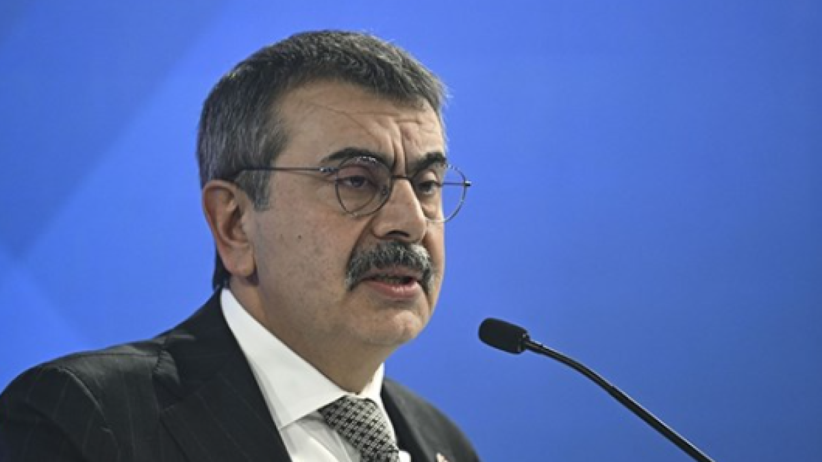 Okullarda Yüz Tanıma ve Turnike Dönemi: Bakan Tekin Yeni Güvenlik Tedbirlerini Açıkladı