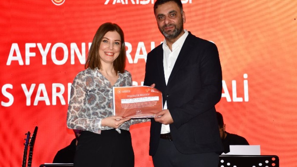 Afyonkarahisar’da Ses Yarışmasının Kazananları Belli Oldu