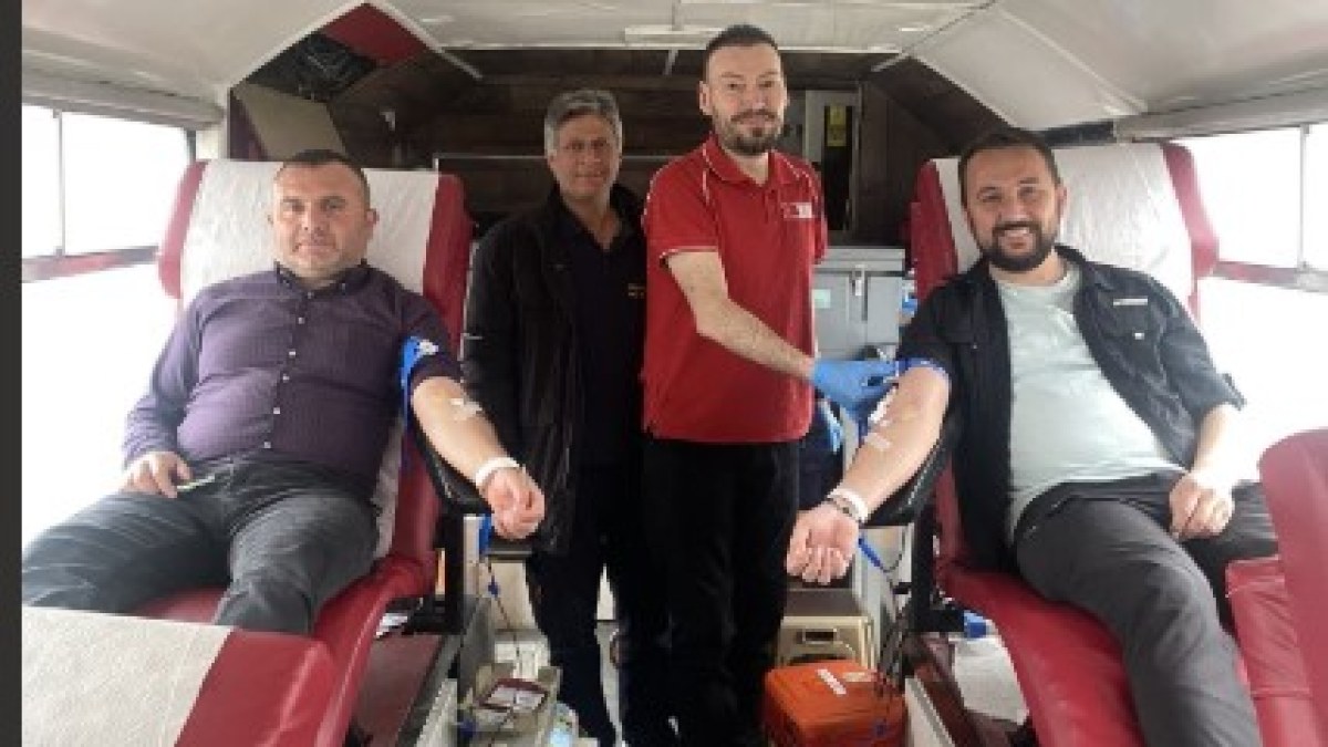 OEDAŞ Afyonkarahisar çalışanları  Kızılay’a kan bağışında bulundu