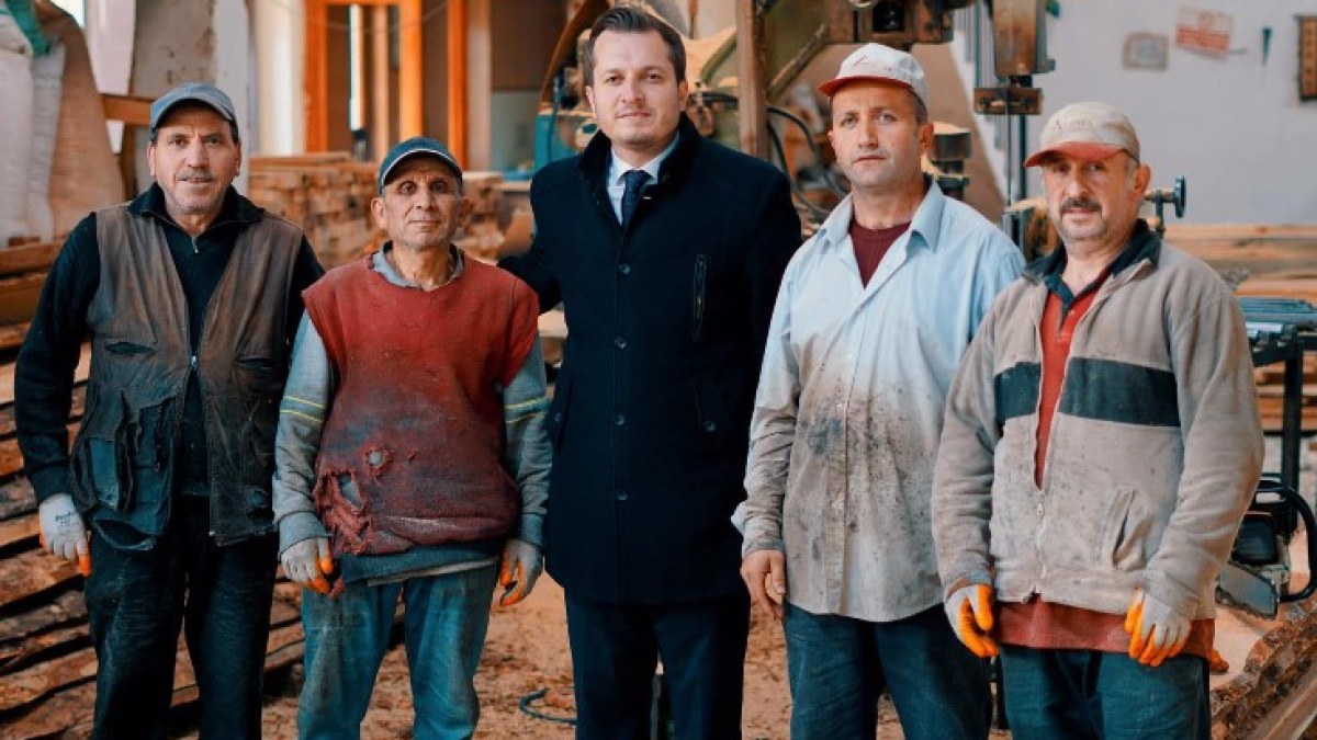 HELAL KAZANÇ İÇİN MÜCADELE EDEN TÜM EMEKÇİLERİMİZİN GÜNÜ KUTLU OLSUN