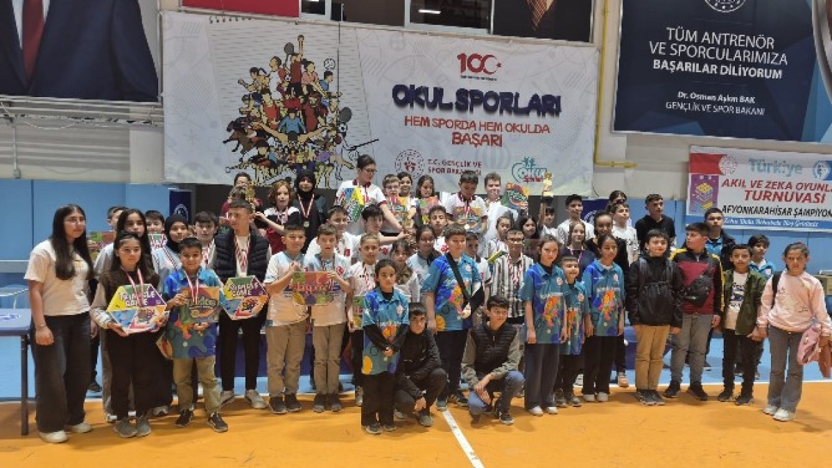 HOCALAR İLÇESİ BAŞARIDA İL 1'NCİSİ OLDU.