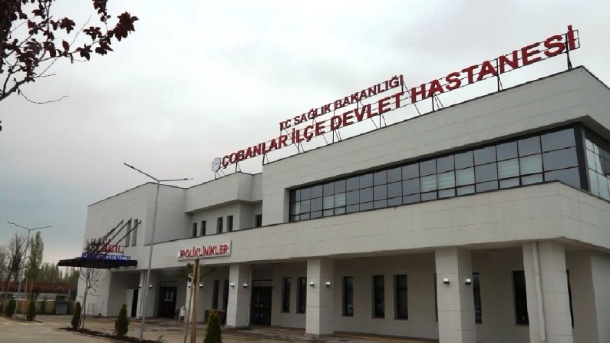 Çobanlar Devlet Hastanesi’nin yeni hizmet binasında hasta kabulüne başladı.