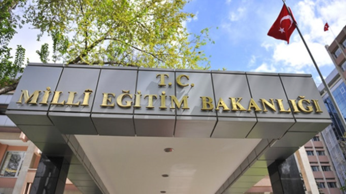 Velilere 7/24 Telefonla Randevu Kolaylığı: MEB Okul Randevu Sisteminde Yeni Dönem