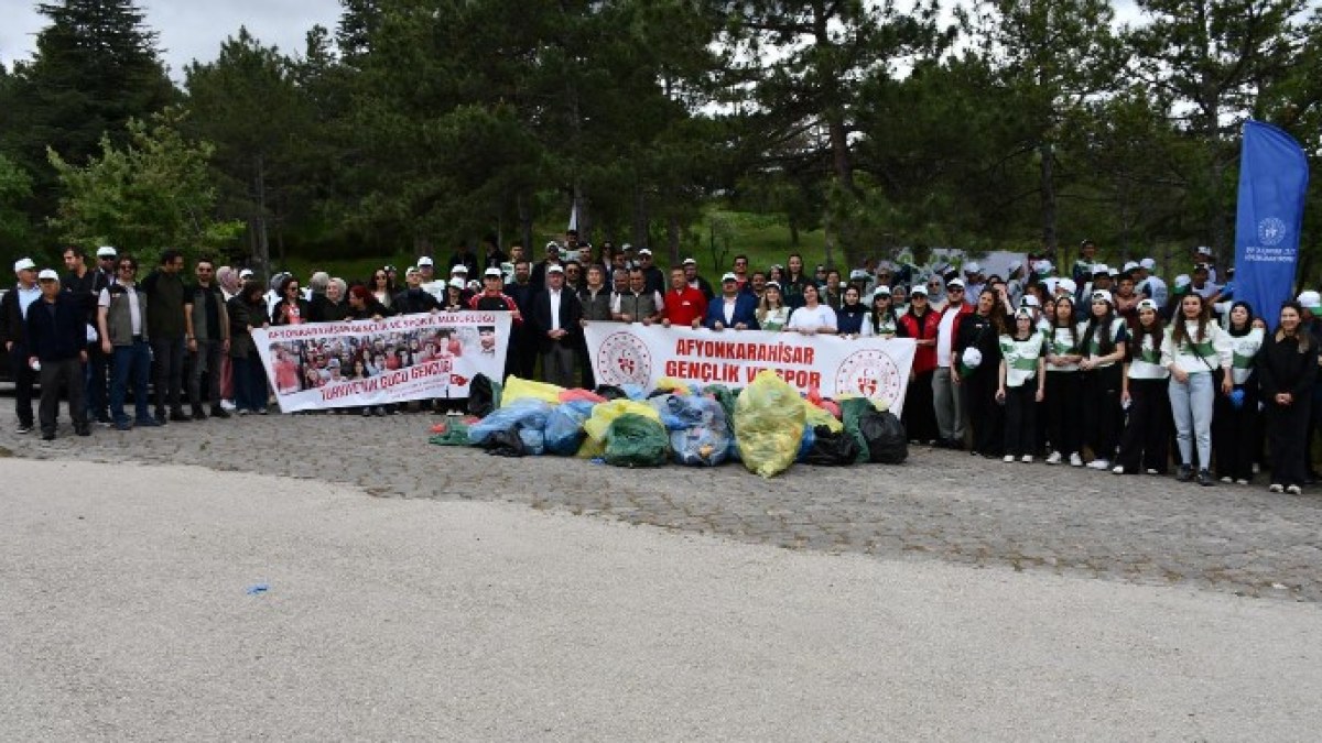 Afyonkarahisar’da “Orman Benim” Projesi ile Doğaya Sahip Çıkıldı - Galeri
