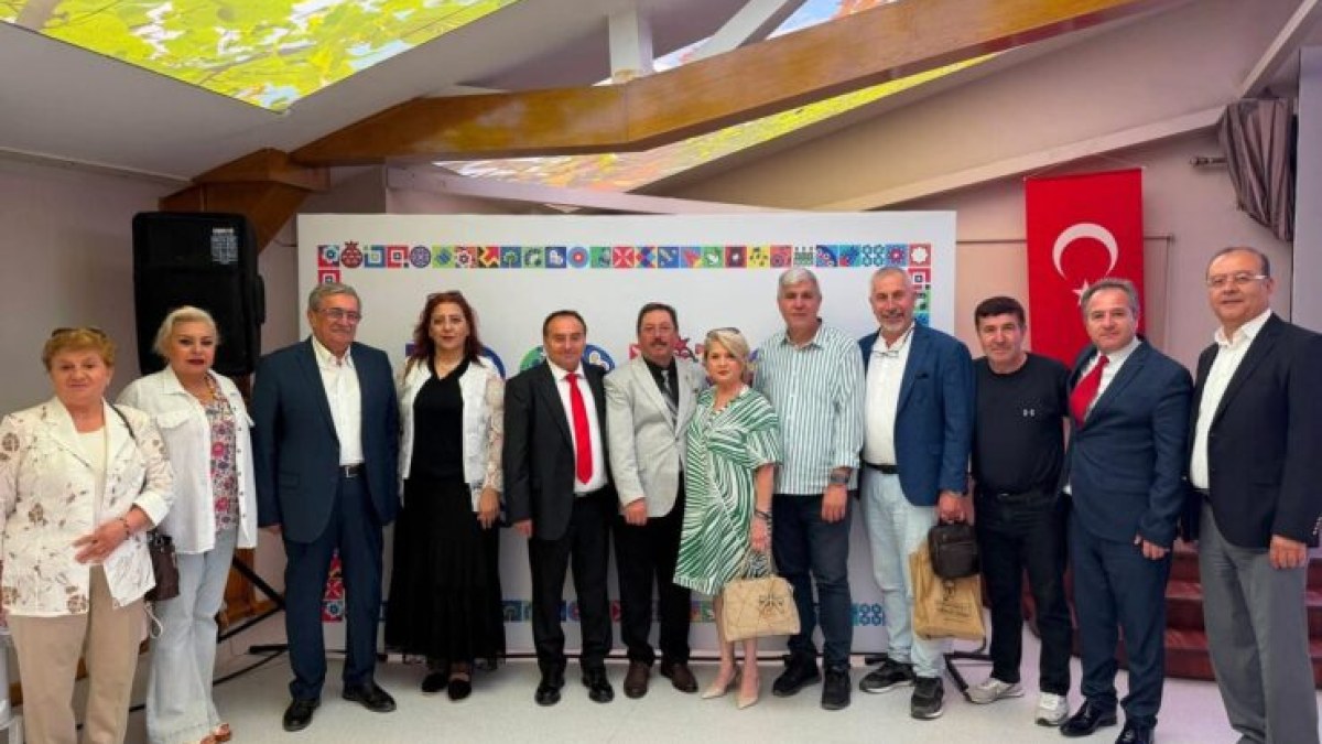 Emirdağlılar Federasyon Başkanı Ahmet Ertürk sivil katılım zirvesine katıldı