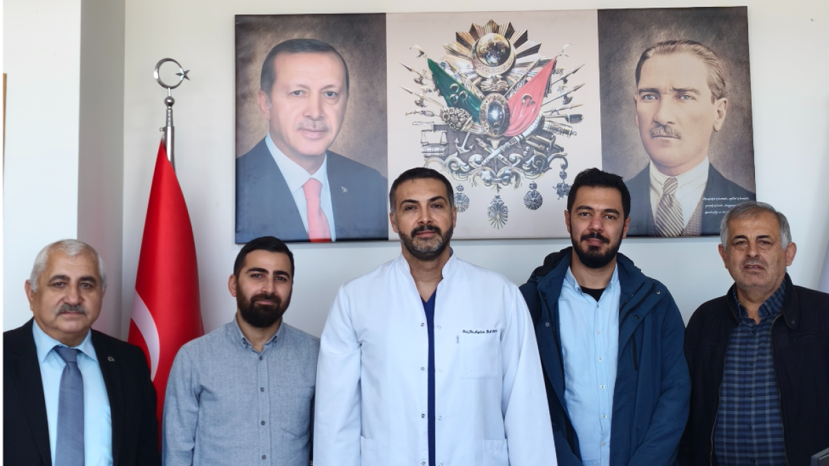 İHH Afyonkarahisar Yönetimi AFSÜ Başhekimi Doç. Dr. Aydın Balcı’yı Ziyaret Etti