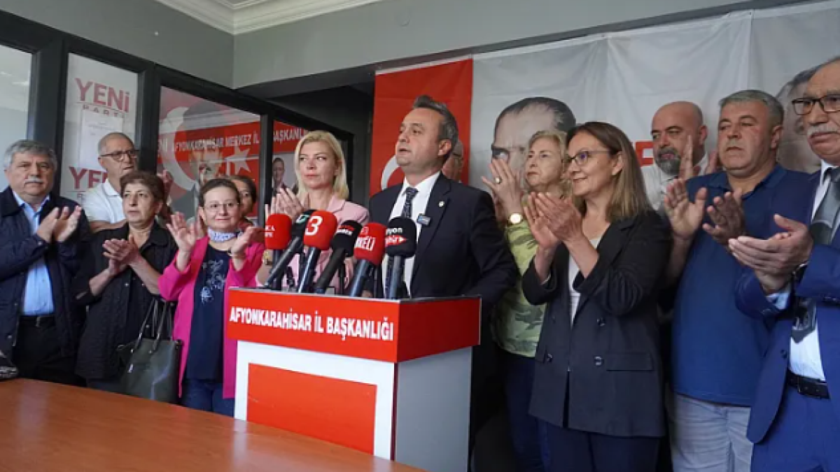 Teşkilattan Gelen Talebe Yanıt Verdi: Faruk Duha Erhan YENİ Parti İl Başkanlığına Adayım dedi.