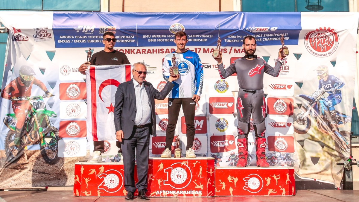 AFYONKARAHİSAR’DA MOTOKROS ŞAMPİYONLARI KUPALARINA KAVUŞTU - Galeri