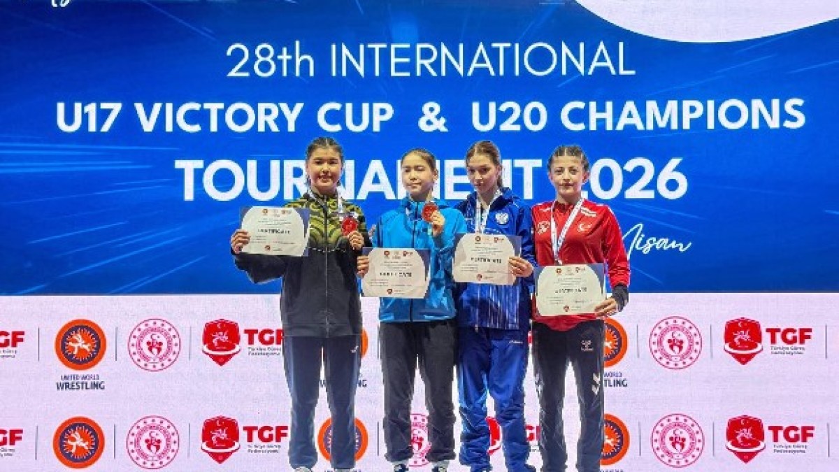 Afyonkarahisarlı Sporcular Antalya’daki Uluslararası Güreş Zafer Kupası’nda Milli Takımı Temsil Etti