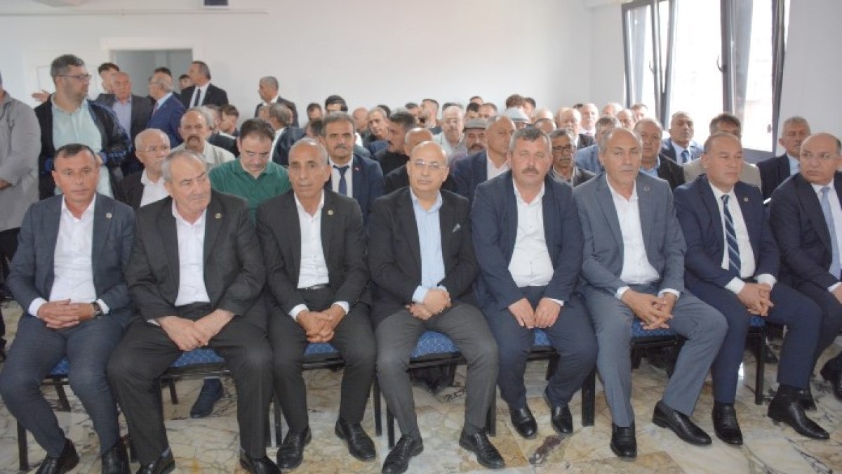 (MHP) Afyonkarahisar İl Başkanlığı tarafından düzenlenen Kurban Bayramı bayramlaşma programı yoğun katılımla gerçekleştirildi. - Galeri