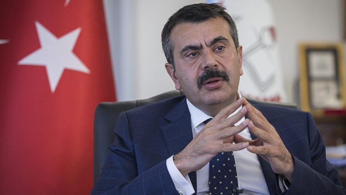 Ara Tatil Uygulaması Kalkıyor mu? Bakan Yusuf Tekin'den Dikkat Çeken Açıklama