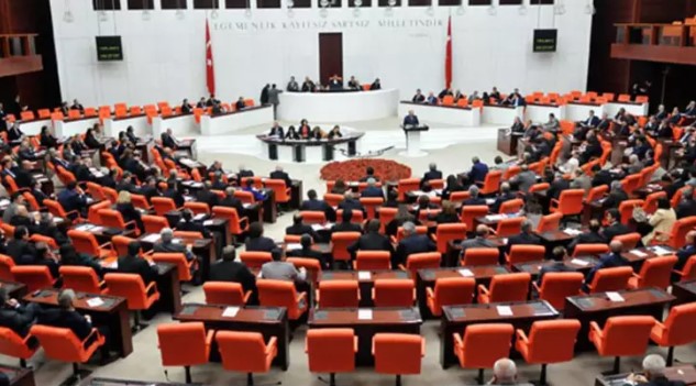Meclis'te kavga Video haber - Galeri