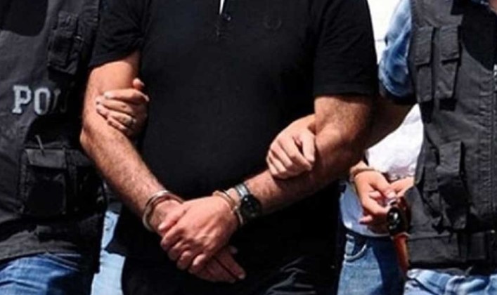 5 Yıl hapis cezası aranma kaydı bulunan şahıs yakalanarak cezaevine teslim edildi.