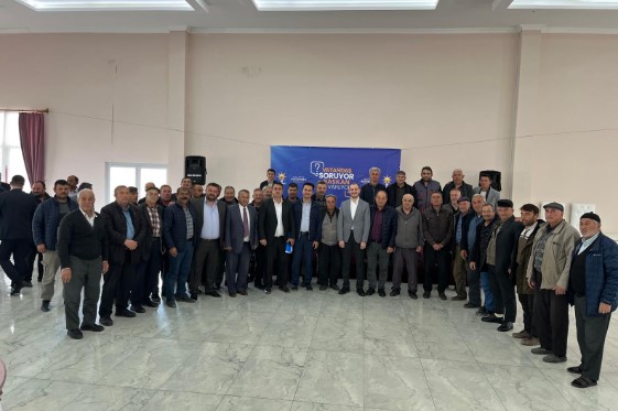 Vatandaş Soruyor, Başkanlar Cevaplıyor” programı Kayıhan’da yoğun ilgiyle gerçekleşti.
