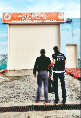 Uyuşturucu Ticareti Yapan Ö.Ç. Cezaevine Teslim Edildi