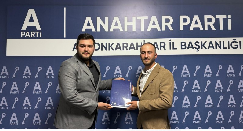 Anahtar Parti Çay İlçe Başkanlığı’na Mustafa Ayyıldız Atandı