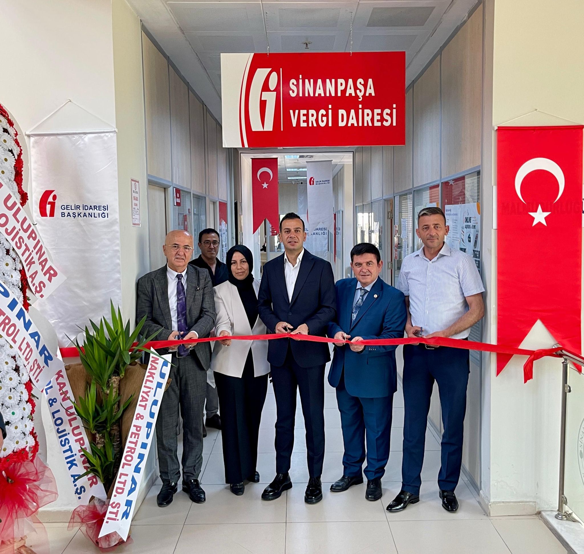 Sinanpaşa Vergi Dairesi Müdürlüğünün açılış töreni gerçekleştirildi.