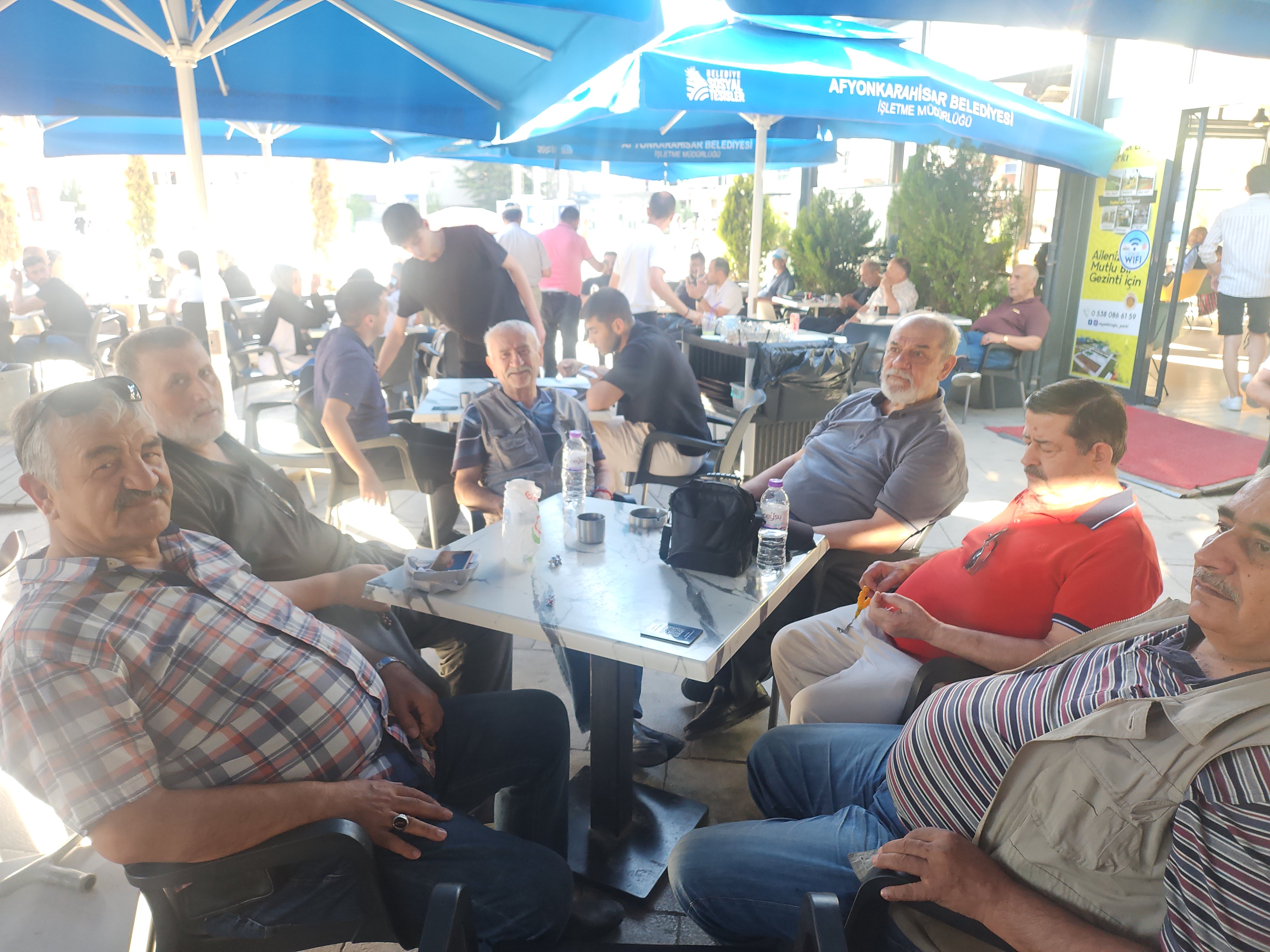 AFYONKARAHİSAR’DA BELEDİYE KAFESİNE YOĞUN İLGİ