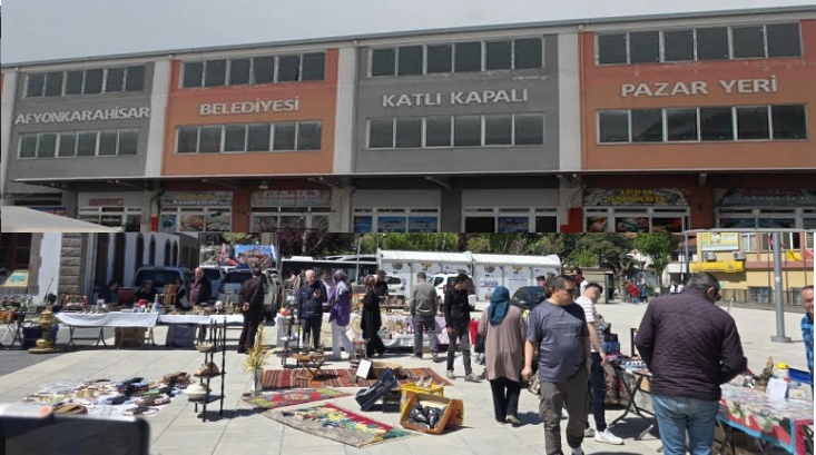 Afyonkarahisar’da Antika Pazarı Hız Kesmiyor