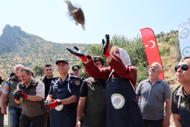 Keklikler Büyükkalecik'te doğayla Buluştu