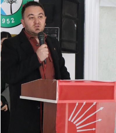 CHP Çay İlçe Başkanı Murat Cingöz, Çobanlar ve Sülümenli bölgesinde Akarçay’dan yapılan izinsiz su alımlarına sert tepki gösterdi.