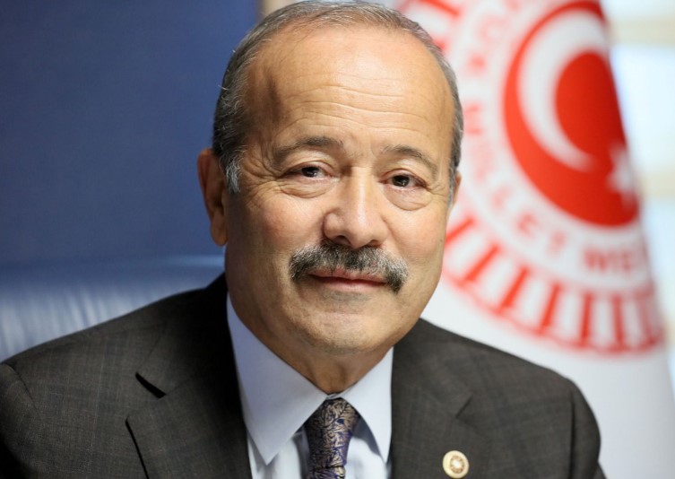 MHP Afyonkarahisar Milletvekili Mehmet Taytak’ın girişimleriyle gündeme taşınan kültürel miras uzmanlarının özlük haklarına ilişkin mücadelede önemli bir gelişme yaşandı.