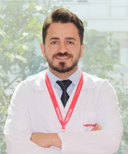 YÜKSEK TOPUKLULARIN YOL AÇTIĞI 10 SAĞLIK PROBLEMİNE DİKKAT!