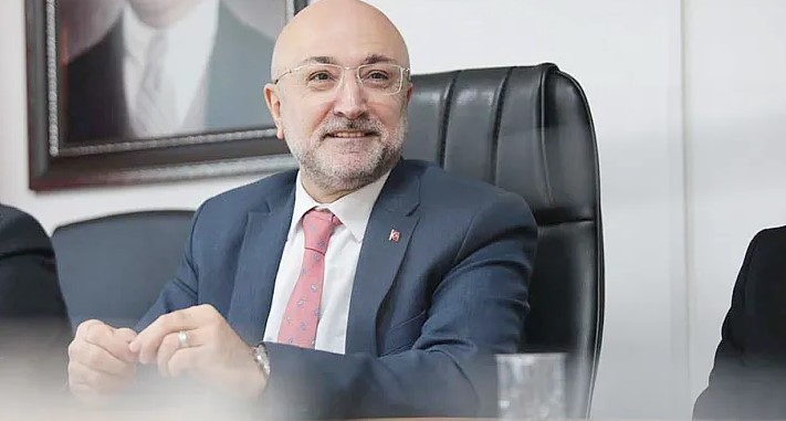 DEMOKRASİYE SAHİP ÇIKMAK HEPİMİZİN GÖREVİDİR.