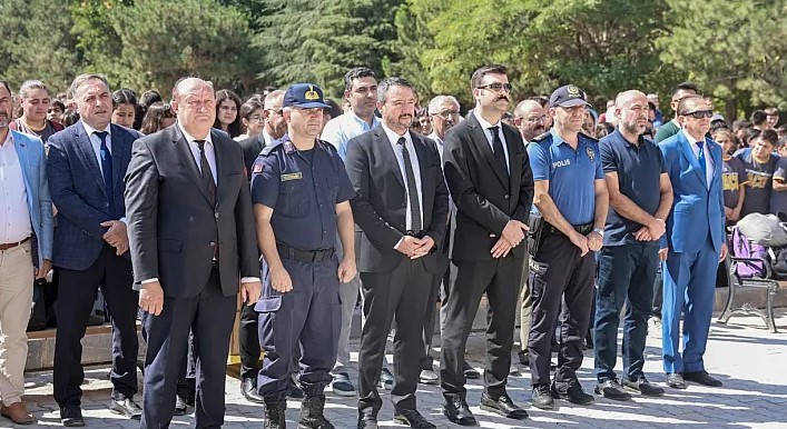 Okul Müdürü Kalp krizi Geçirdi Hayatını kaybetti.