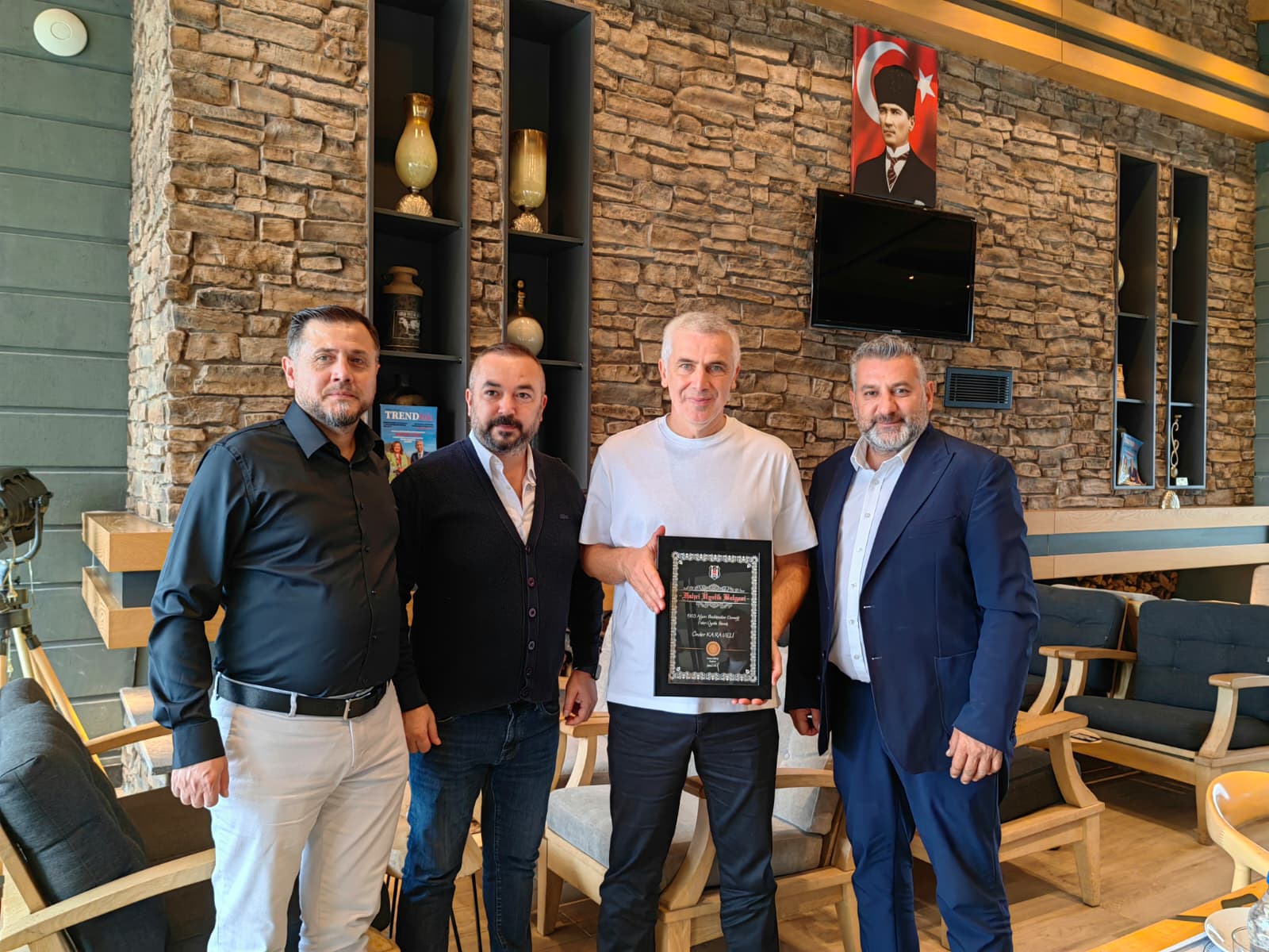 Önder Karaveli Afyon’da Beşiktaşlılarla buluştu!