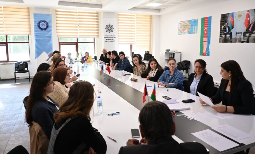 Türkiye’de Azerbaycan Türkcesi kurslarının ilk grupu mezun oldu