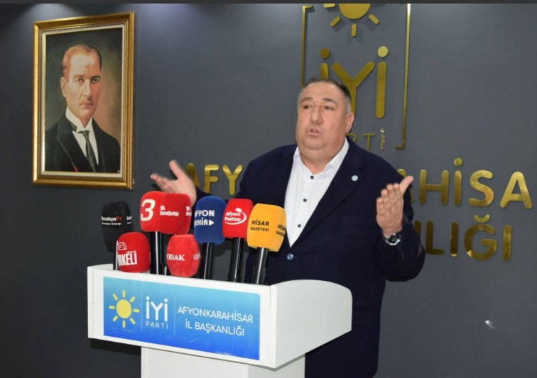“Asgari Ücret Masası İşçiyi Hiçbir Zaman Temsil Etmedi – İşsizliğin Sebebi İş Bilmez İktidardır!”
