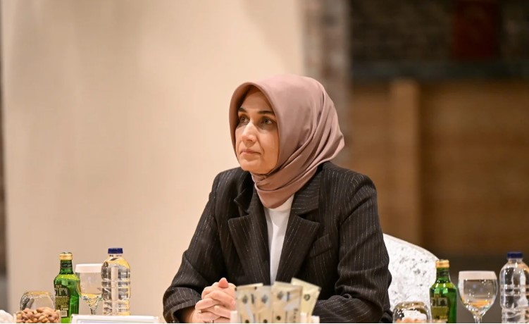 Devlet Ana Valimiz Doç. Dr. Kübra Güran Yiğitbaşı, Zafer Kalkınma Ajansı 2025 yılının üçüncü Yönetim Kurulu Toplantısı’na katıldı.