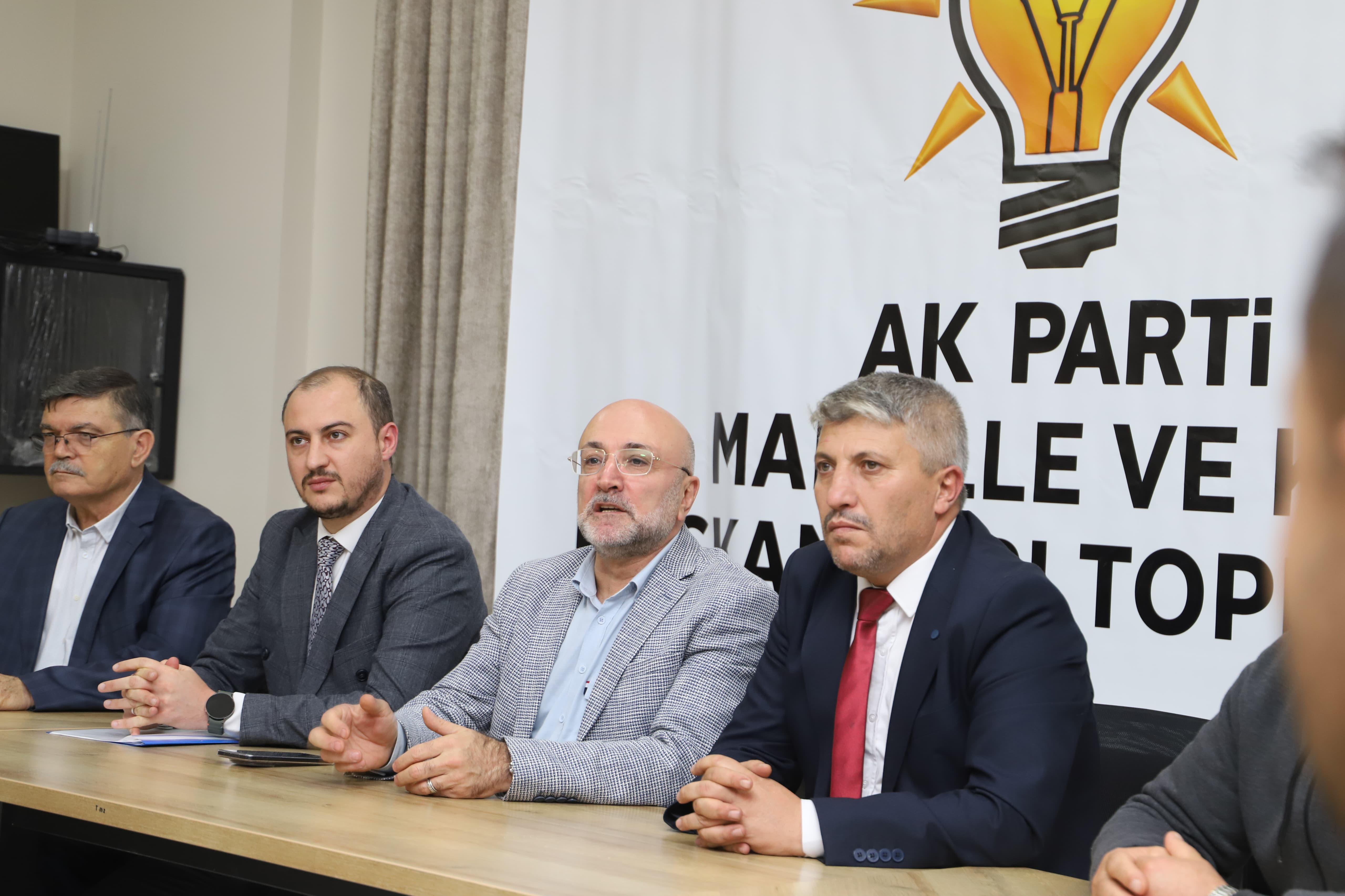 AK PARTİ’DE İSTİŞARE MARATONU, ÜÇ İLÇEDE DANIŞMA MECLİSİNİ GERÇEKLEŞTİRDİ