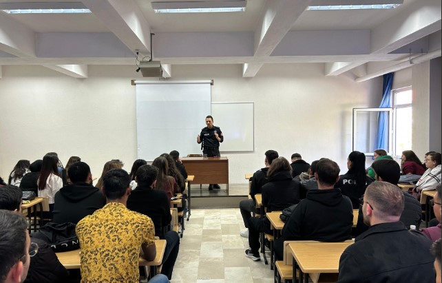 Sinanpaşa MYO Öğrencilerine Güvenlik ve Şiddetle Mücadele Eğitimi