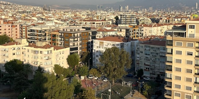 Konut satışları artıyor, fiyatlar reelde geriliyor