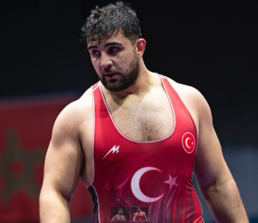 Riyad 2025 İslami Dayanışma Oyunları’nda Afyon İhsaniye Bozhüyüklü Güreşçimiz Fatih Bozkurt Bronz Madalya Kazandı