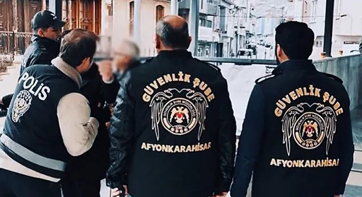  Afyonkarahisar İl Emniyet Müdürlüğü Güvenlik Şube Müdürlüğü, 2025 yılına ilişkin faaliyet raporunu kamuoyuyla paylaştı