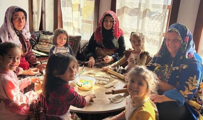 Sandıklı Kaymakamlıgı Aile yılına Destek projesi ile 44 etkinlik gerçekleştirdi