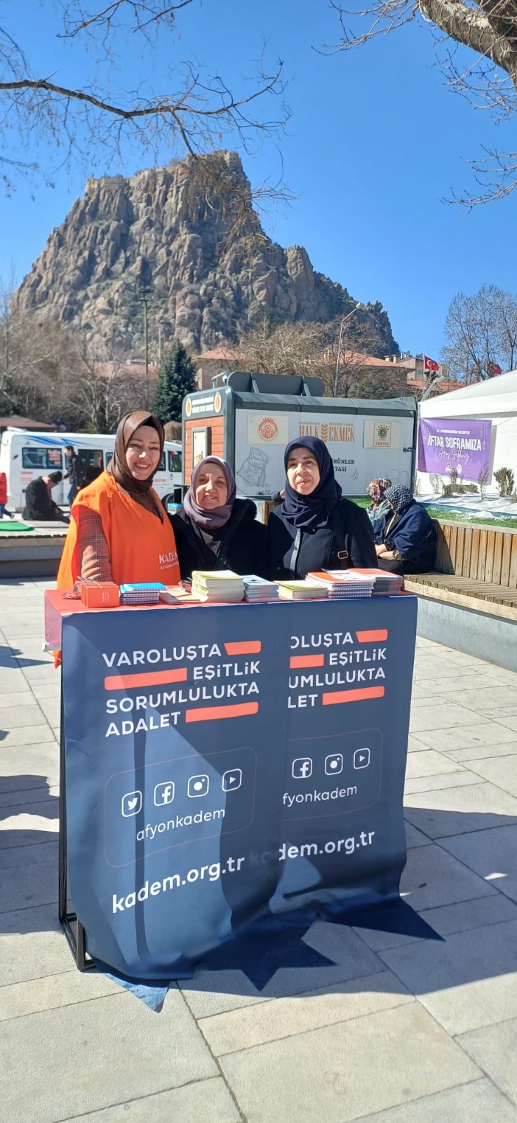 KADEM’den 8 Mart’ta Zafer Meydanı’nda Farkındalık Standı - Galeri