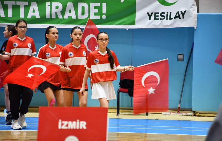 Okul Sporları Badminton Yıldızlar Grup Müsabakaları Afyonkarahisar’da Başladı