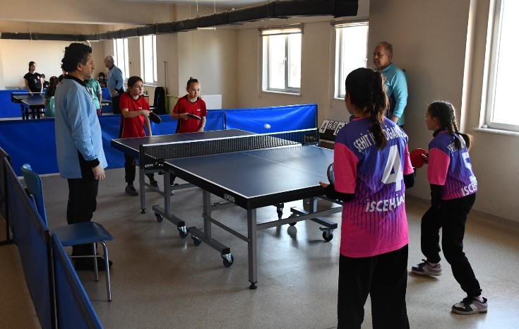 Okul Sporları Masa Tenisi Küçük Kızlar Müsabakaları Tamamlandı