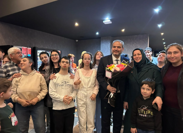 Otizmli Çocuklardan Rektör Aslan’a Tıp Bayramı Sürprizi!