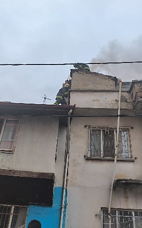 Afyonkarahisar’da Bayramın 2. Gününde Baca Yangını - Galeri