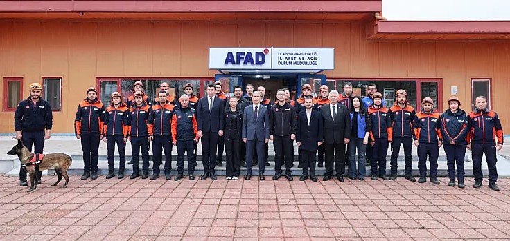 Afyonkarahisar Valisi Dr. Naci Aktaş, şehirde olası afetlere yönelik hazırlıkları yerinde değerlendirdi.